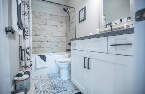 Weaverville House | Hidden Gem