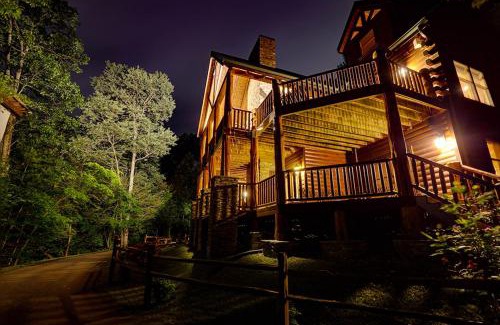 Gatlinburg - Pigeon Forge House | Hidden Haven by Venture Smoky Mountains
