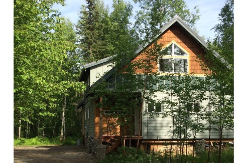 Willow House | Hidden Hills Hideaway