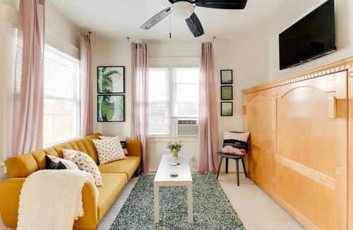 Franklin House | Hidden Long Beach Cottage With Private Patio and Ocean Air - NPR21-00107