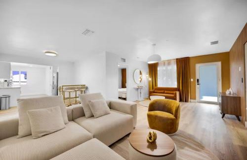 Golden Glades House | Hidden Miami Oasis Heated Pool and Games
