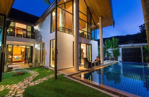 Rawai Villa | Hidden Pool Villa, A Hidden Haven Just For You