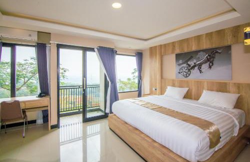 Java Hotel | Hidden Valley Hills