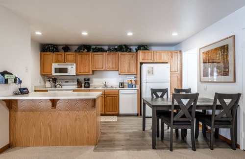 Mammoth Lakes Condo | Hidden Valley Village #103 nicely updated 1 bedroom 1 bathroom condo short 10 min walk from Village