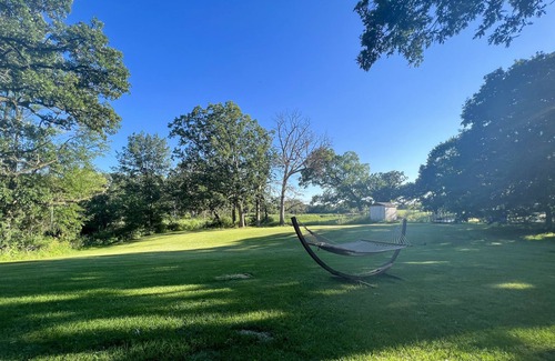 Salem Lakes Cottage | Hideaway at the Ponderosa- 3bd, 1Ba Country Cottage