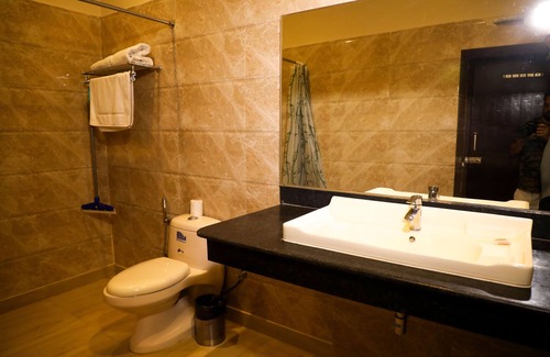 Ramnagar Hotel | Hideaway By Aahma