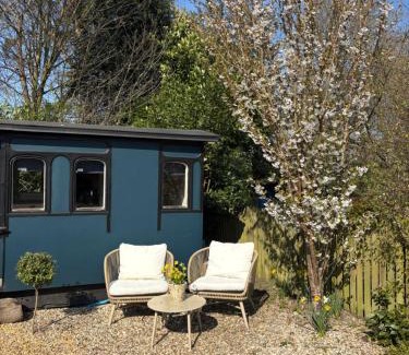 Coltishall House | Hideaway carriage