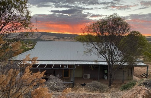 West Toodyay Cottage | Hideaway Country Cottage