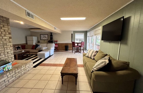 Farmerville House | Hideaway Cove - Lots of space, air hockey table, screened porch, Fishing Dock