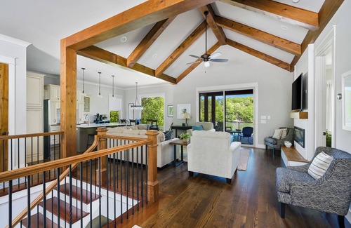 West Union House | Hideaway Cove on Lake Keowee