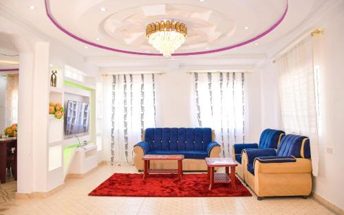 Nanyuki House | Hideaway Holiday Home - Mutaro Laikipia