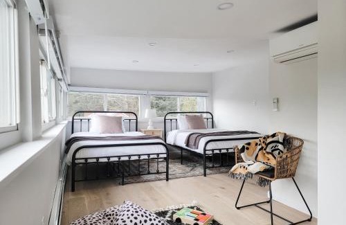 Lake George House | Hideaway Lodge - Glen Lake, Lake George