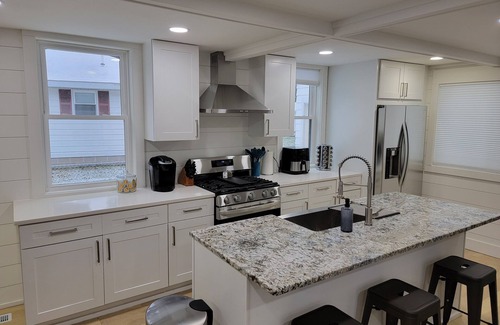 Tawas City House | Hideaway on Newman Street -Downtown East Tawas