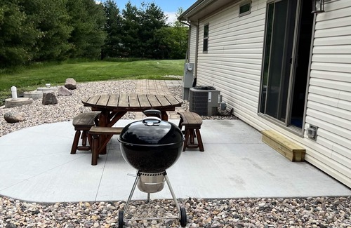 Baraboo House | Hideout Haven