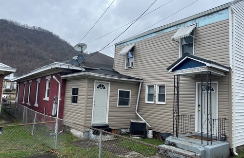 Montgomery Apartment | Hiding Place is near Montgomery colleges, hospital, NRG, & trails