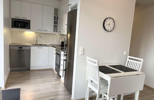 Pirkkala Apartment | Hieno, tilava ja rauhallinen yksiö (39m2)
