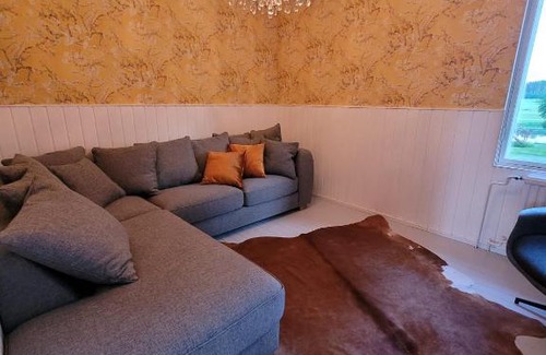Aanekoski House | Hietaman Vierastalo Banksy