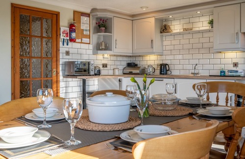 Kendal Cottage | High Butterbent Cottage - Rural cottage that sleeps 6 guests in 3 bedrooms