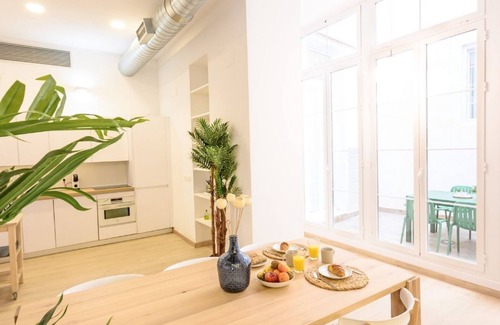 Lagunillas Apartment | High ceilings and large patio amazing 3 bedroom by 10ToSea