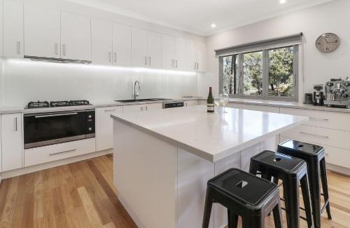 Mountain Bay House | High Country Lodge