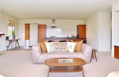 Windwhistle Villa | High Country Villa 238-Luxury Villa in Terrace Downs
