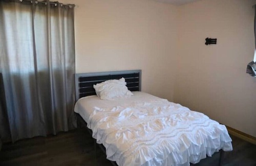 Barstow House | High Desert Hidden Gem !