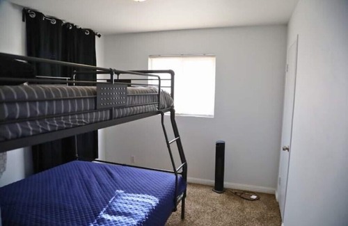 Barstow House | High Desert Hidden Gem !