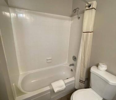 Prineville Hotel | High Desert Inn