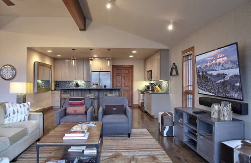 Jackson House | High End East Jackson Home - Close to Hiking Trails