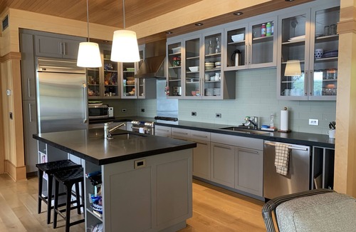 Skaneateles House | High End Hideaway