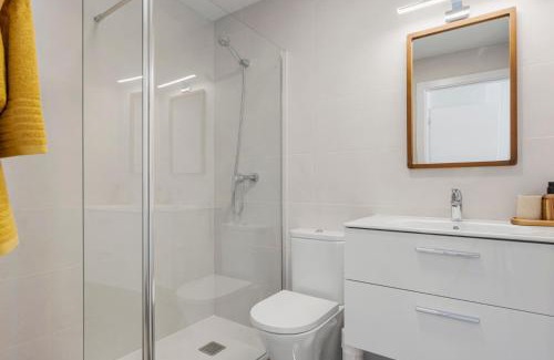 Estepona Apartment | High-End Rooftop Penthouse near City & Beach