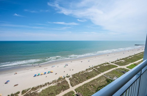 Myrtle Beach Condo | High Floor, Direct Oceanfront Views,Camelot Resort