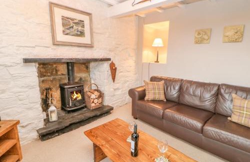 Hawes House | High House
