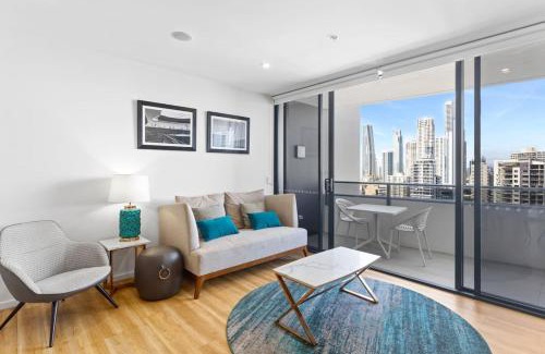 Surfers Paradise Apartment | High Level 1 Bedroom Apartment in Paradise