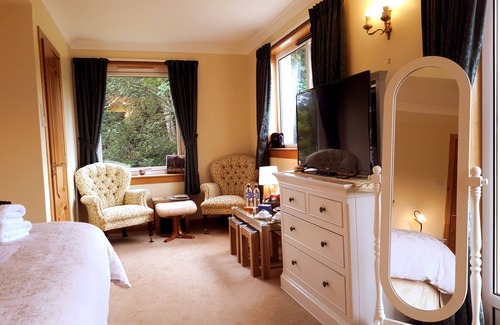 Balnain Bed & Breakfast | High March