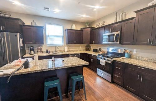 Flagstaff House | High Pines Hideaway