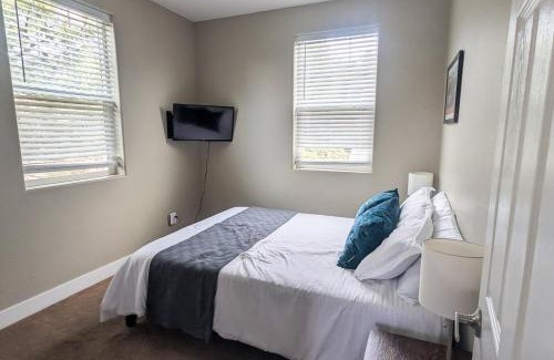 Flagstaff House | High Pines Hideaway