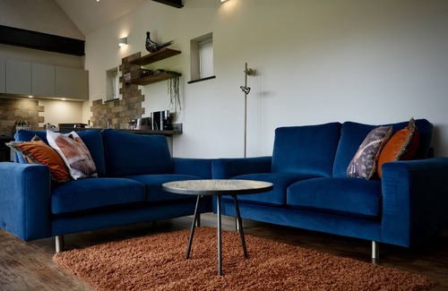 Bourn House | High quality barn conversion near Cambridge to enjoy countryside & city