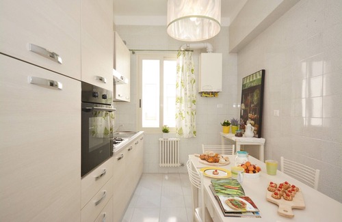 Lecce Apartment | High quality big Guest House, historic center, free parking.