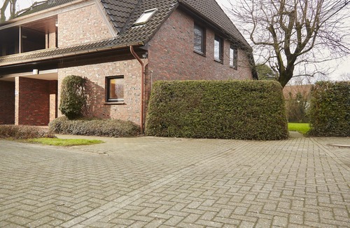 Dangast Apartment | High quality equipped, cozy apartment with terrace & large garden