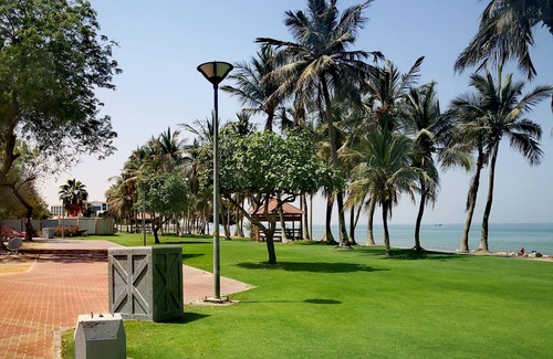Shati Al Qurum Apartment | High Residency - Beachfront Well Furnished & Spacious Apartment