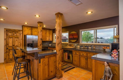Paso Robles Bed & Breakfast | High Ridge Manor