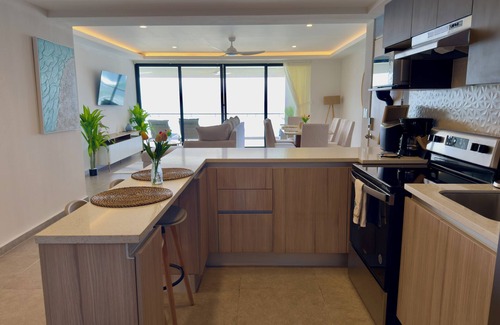 Llano de Los Patos Condo | High Rise Beachfront Condon -Stay@Valentino-