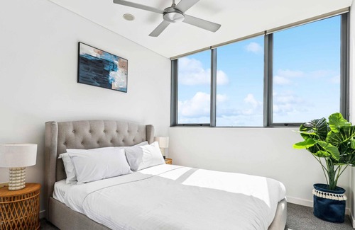 Bowen Hills Apartment | High Rise City Nook With Swimming Pool & Gym