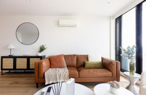 Southbank Apartment | High-Rise Platinum Tower Residence