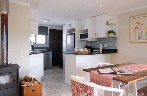Hermanus Cottage | High Season Farm