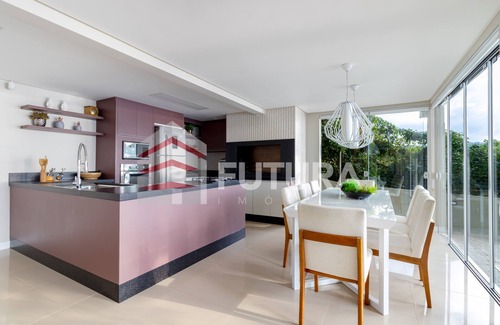 South Region House | HIGH STANDARD HOUSE WITH 05 BEDROOMS ON THE BEACH OF LAGOINHA-BOMBINHAS/SC