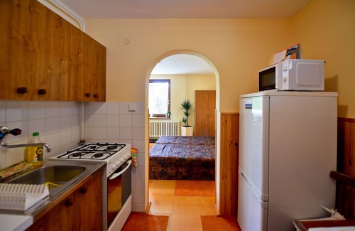 Velka Lomnica Apartment | High Tatras Apartment * WiFi & Parking Free * Quiet place