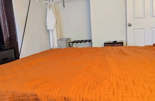 San Marcos Bed & Breakfast | High Tech 420 Oasis - Smart Home with gourmet kitchen, gym, and concierege