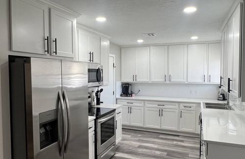 Lawton House | High tech Hideaway!